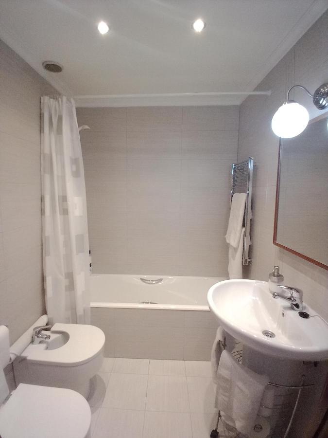 Apartamento Ana Con Garaje Эйбар Экстерьер фото